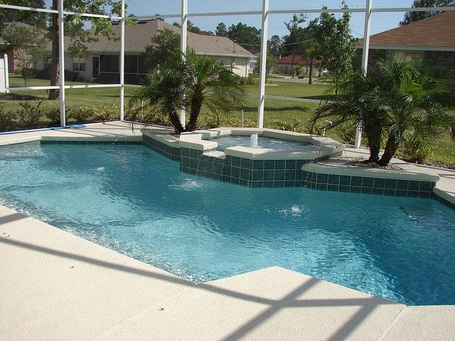 7 Best Paint for Concrete Pool Deck in 2024
