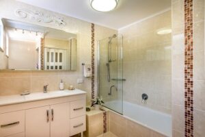 Best Paint for Bathroom Ceiling to Prevent Mold
